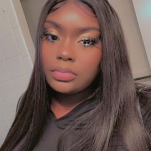 Meet your Posher, Queenah